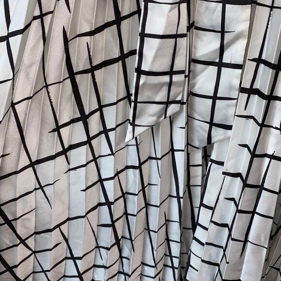 Eloquii 14 Windowpane Pleated Dress Belted‎ Long Maxi White Black Check Career - Picture 7 of 9